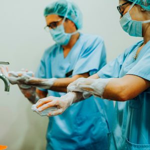 Acciones específicas necesarias para la prevención y control de IAAS